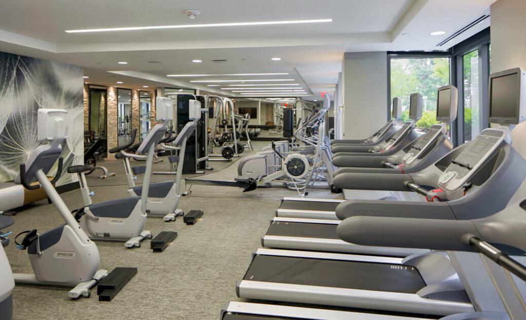 Global Luxury Suites In Downtown เบเทสดา ภายนอก รูปภาพ