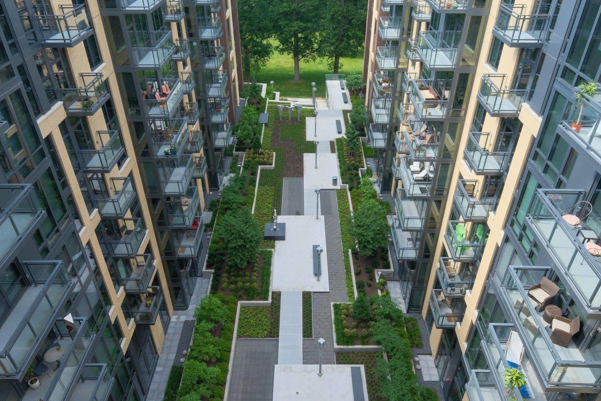 Global Luxury Suites In Downtown เบเทสดา ภายนอก รูปภาพ